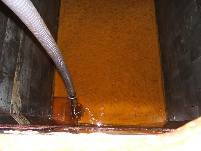 15 07.JPG - Tous les jus de raisins destinés à l'élaboration de rosé ou de blanc doivent être soutirés après 24 à 36 heures de décantation et avant tout départ de fermentation :